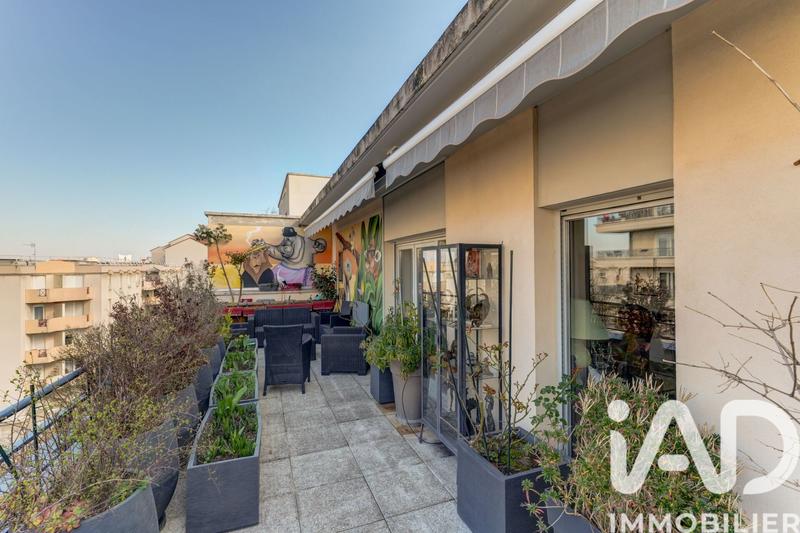 Appartement - 75 m² - 3 pièces