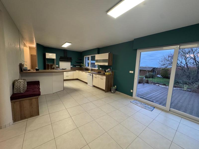 Maison - 236 m² - 8 pièces