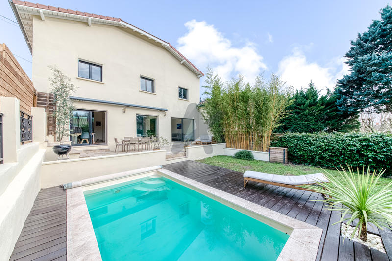 Maison - 164 m² - 7 pièces