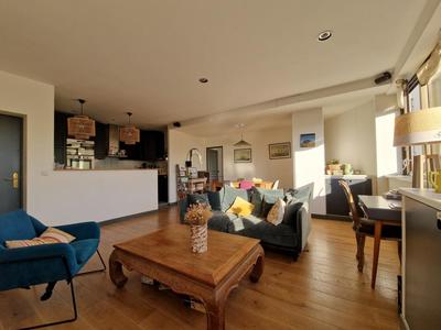 Appartement - 87 m² - 4 pièces