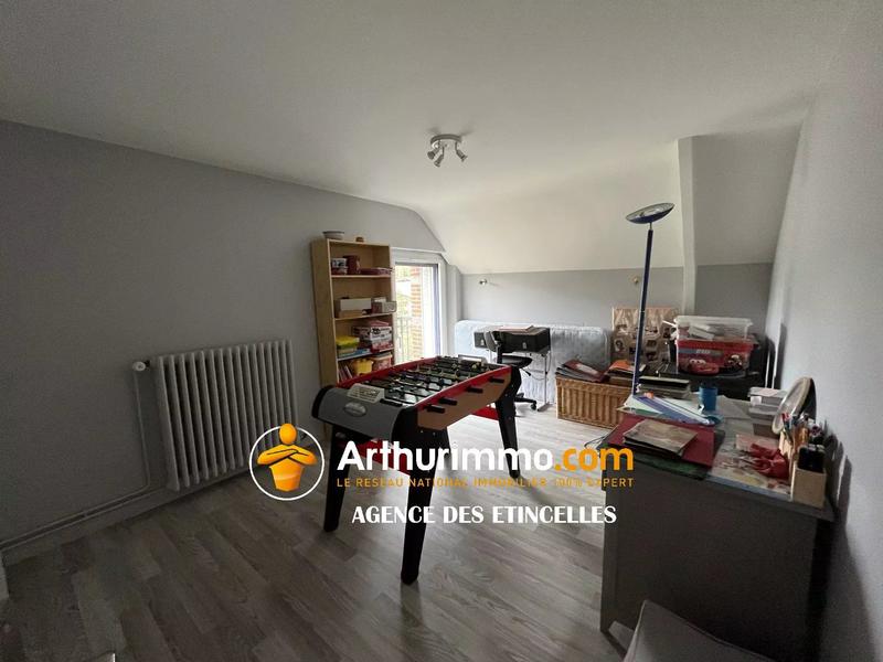 Maison - 185 m² - 9 pièces