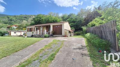 Maison - 82 m² - 5 pièces