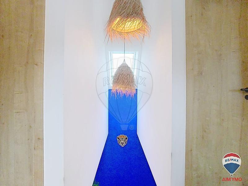 Maison - 192 m² - 7 pièces