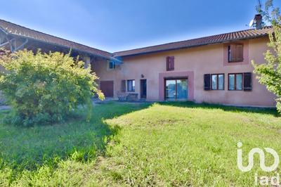 Maison - 199 m² - 8 pièces