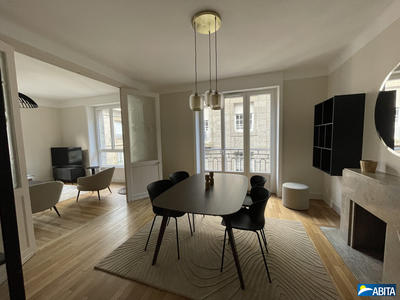 Appartement - 75 m² - 3 pièces