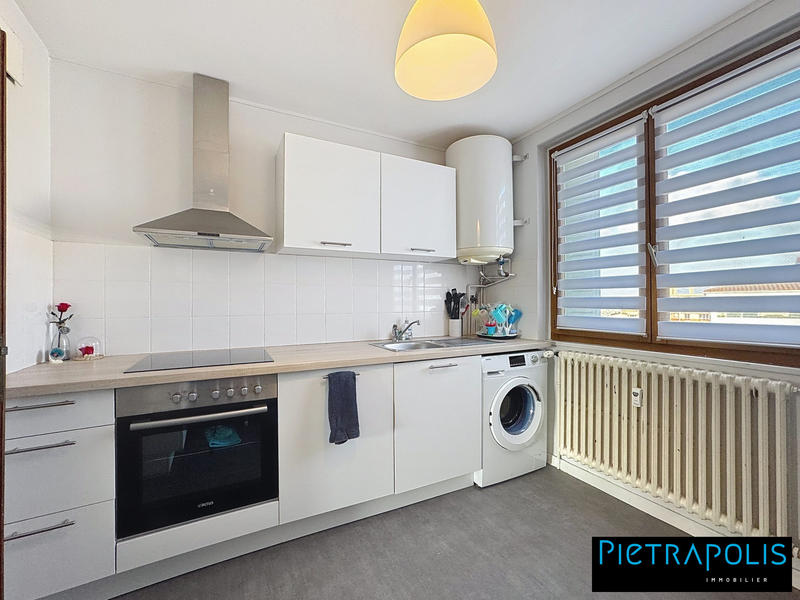 Appartement - 70 m² - 4 pièces