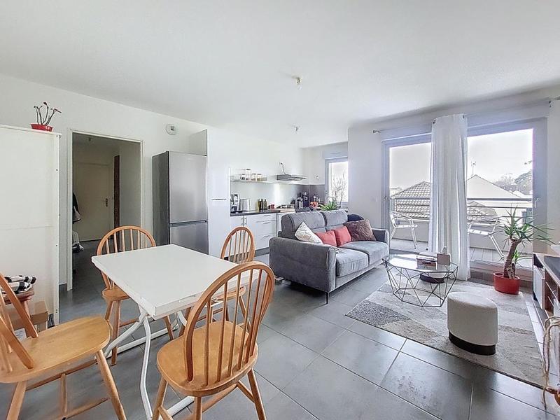 Appartement - 57 m² - 3 pièces