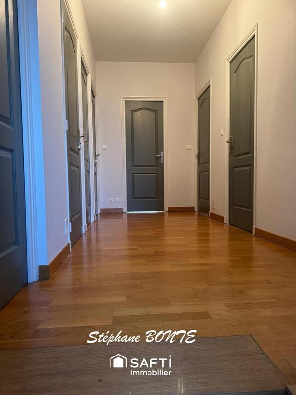 Maison - 180 m² - 6 pièces