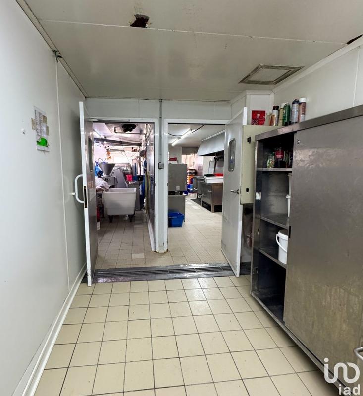 Local commercial - 700 m² - 1 pièce