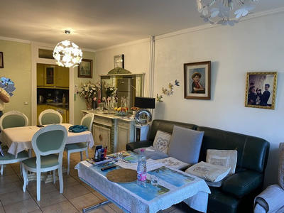 Appartement - 70 m² - 3 pièces