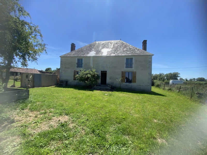 Maison - 260 m² - 8 pièces