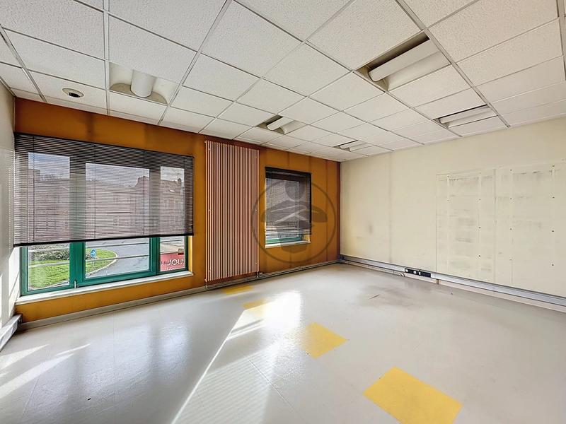 Immeuble - 490 m² - 14 pièces