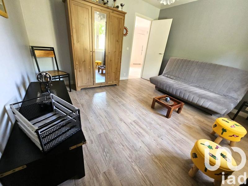 Maison - 185 m² - 9 pièces