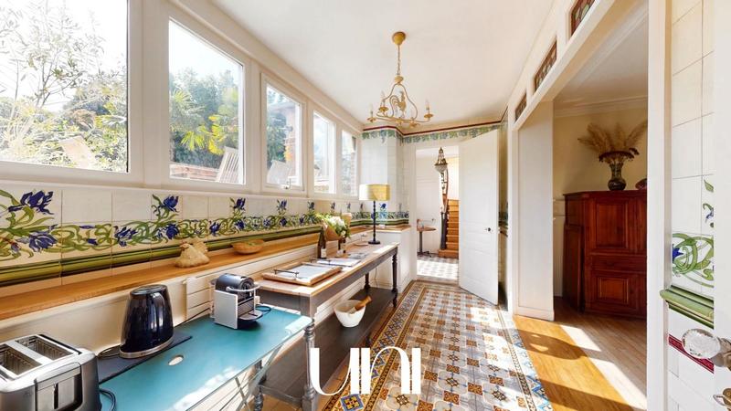 Maison bourgeoise - 264 m² - 7 pièces