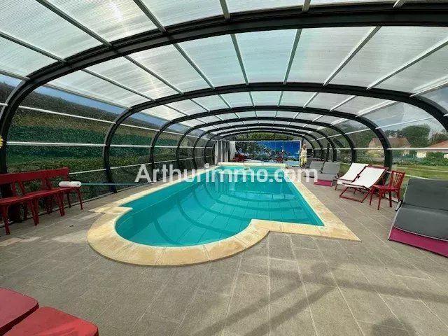 Maison - 193 m² - 5 pièces