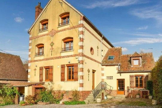 Maison - 185 m² - 6 pièces