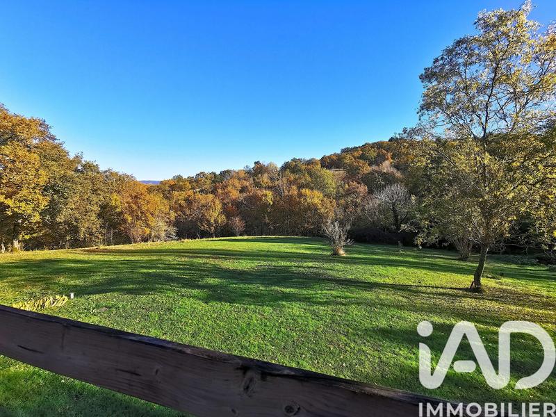 Maison - 170 m² - 8 pièces