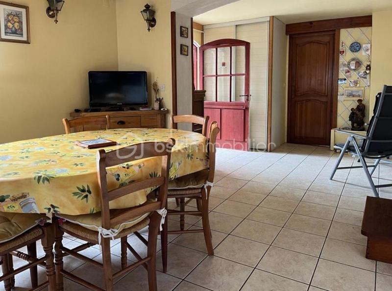 Maison - 81 m² - 5 pièces