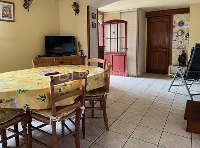 Maison - 81 m² - 5 pièces