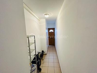 Immeuble - 213 m² - 11 pièces