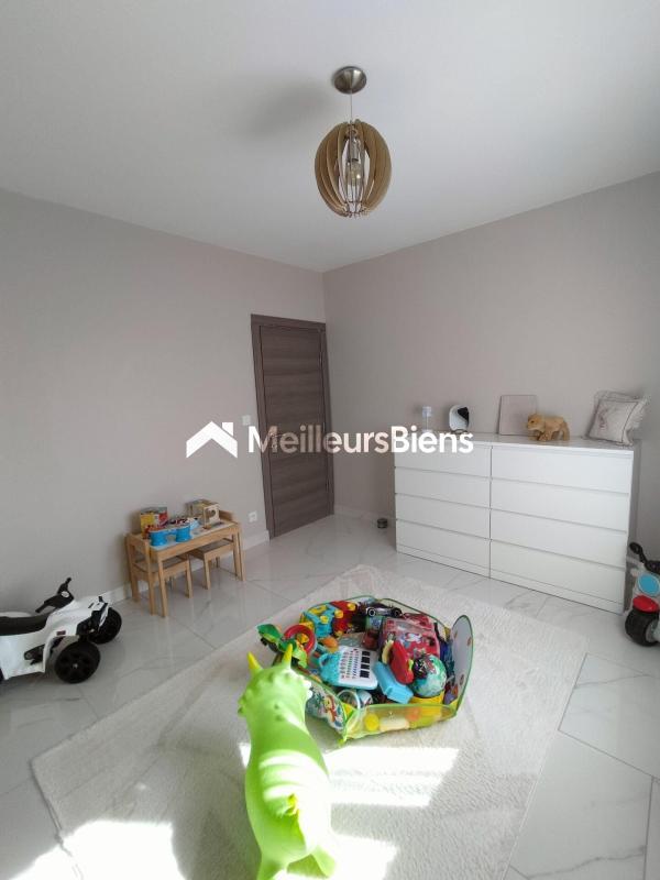 Maison - 125 m² - 5 pièces