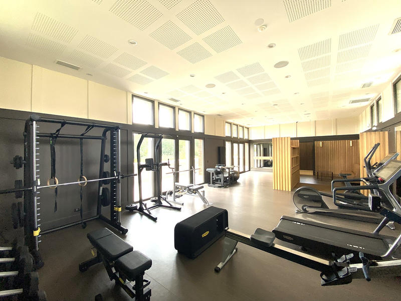 Propriété - 354 m² - 8 pièces