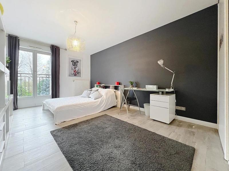 Villa - 212 m² - 8 pièces