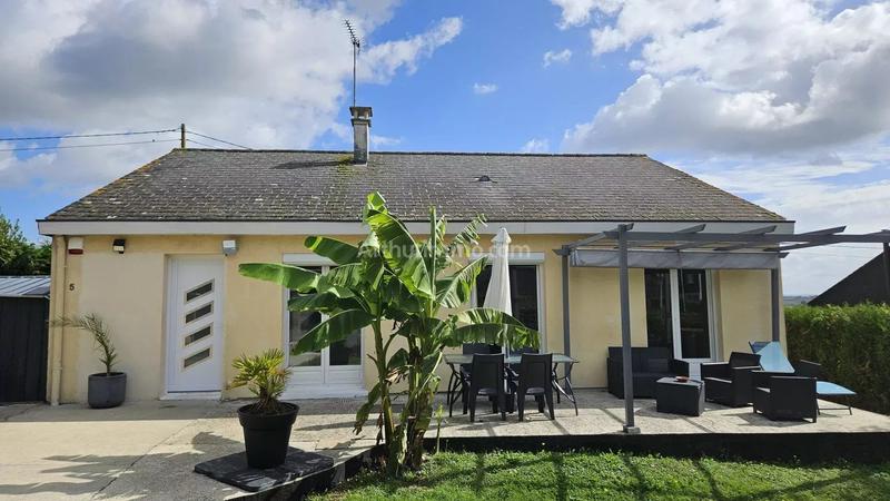 Maison - 93 m² - 5 pièces