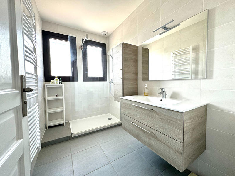 Maison - 171 m² - 5 pièces