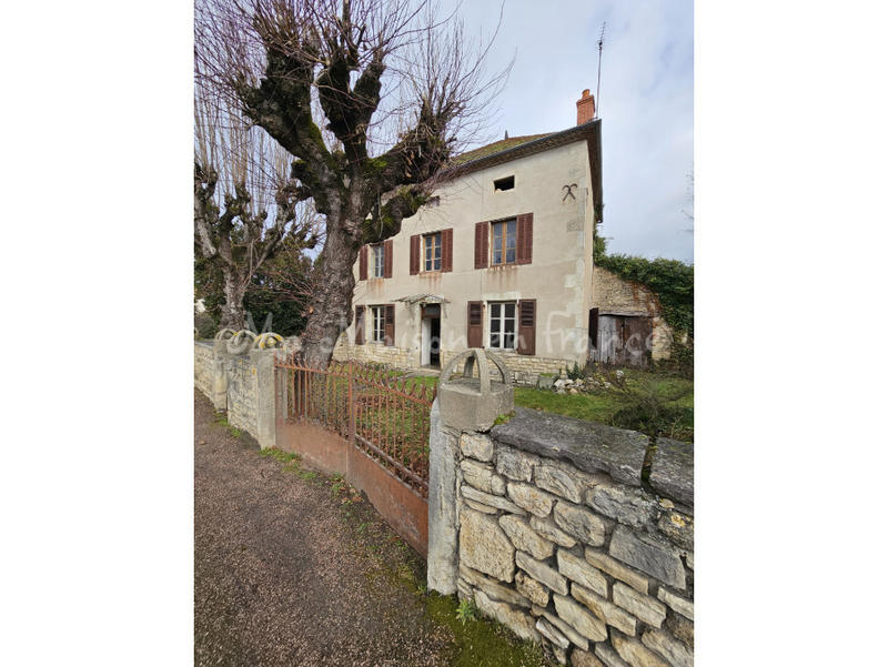 Maison - 110 m² - 6 pièces