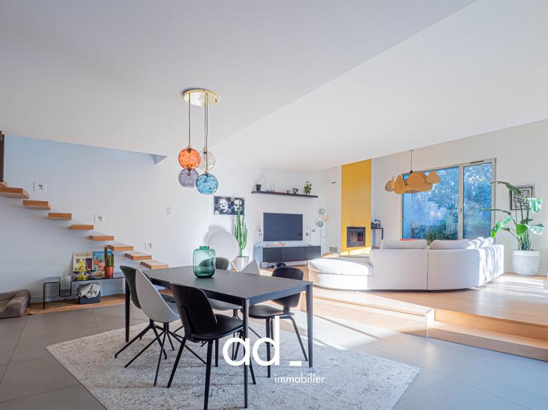 Maison contemporaine - 180 m² - 6 pièces