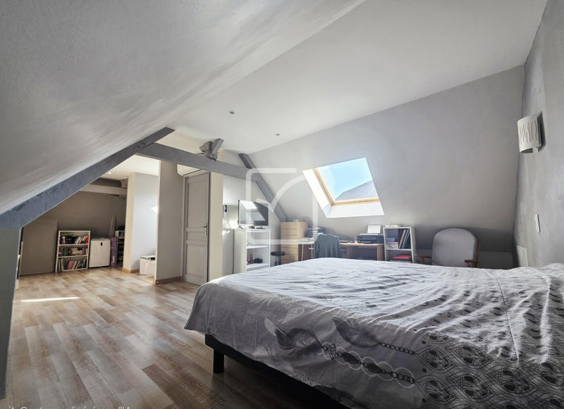 Maison - 156 m² - 7 pièces