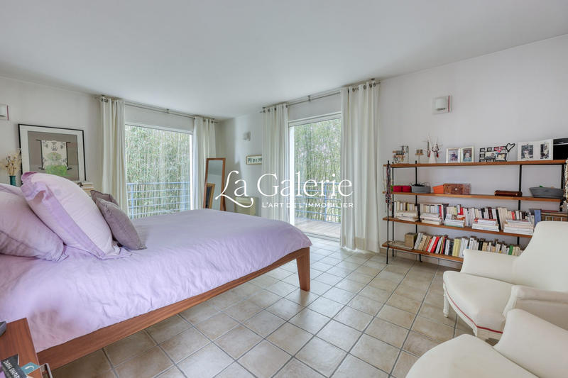 Villa - 295 m² - 7 pièces