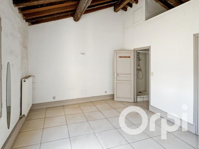 Appartement - 80 m² - 3 pièces