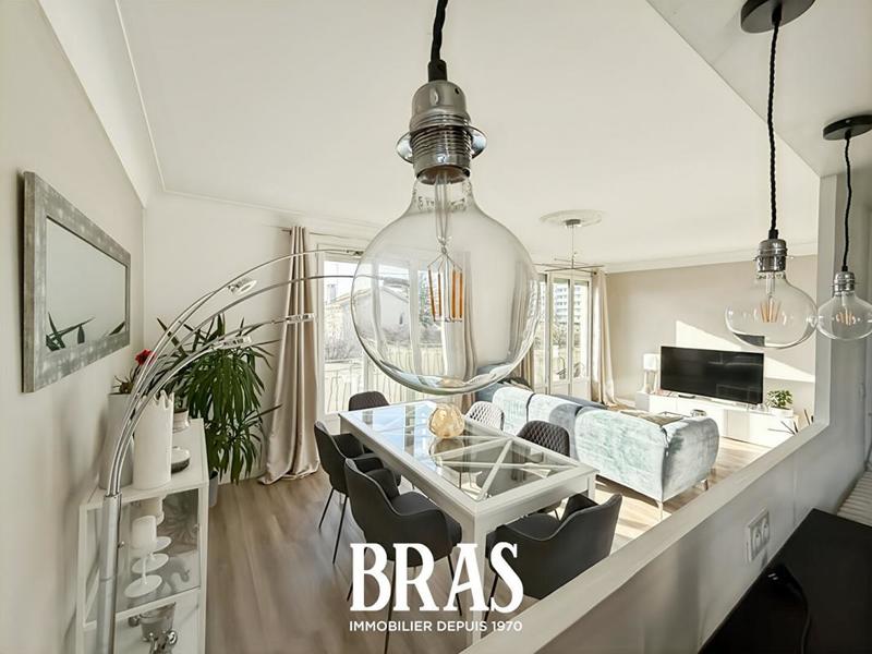 Appartement - 76 m² - 3 pièces