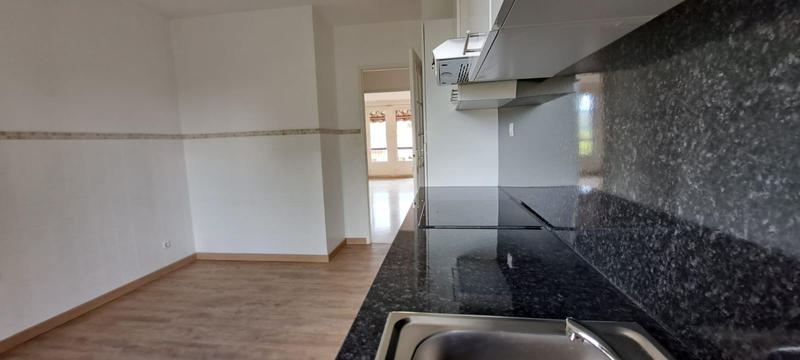 Appartement - 80 m² - 3 pièces