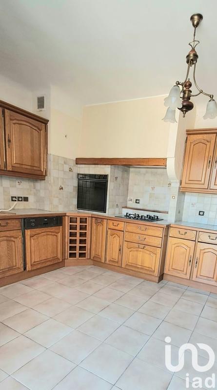 Maison de ville - 239 m² - 10 pièces