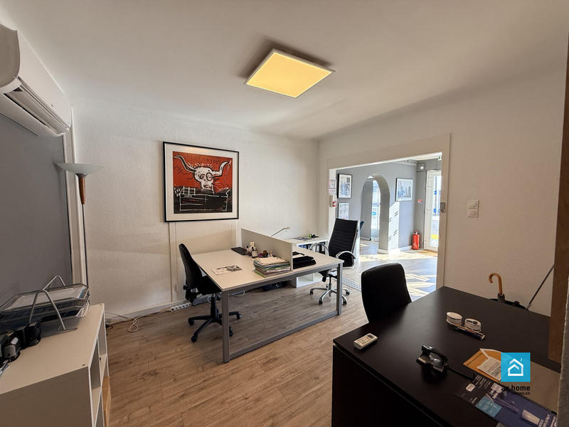 Local commercial - 82 m²