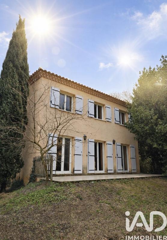 Maison - 117 m² - 6 pièces