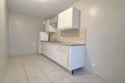 Appartement - 77 m² - 4 pièces