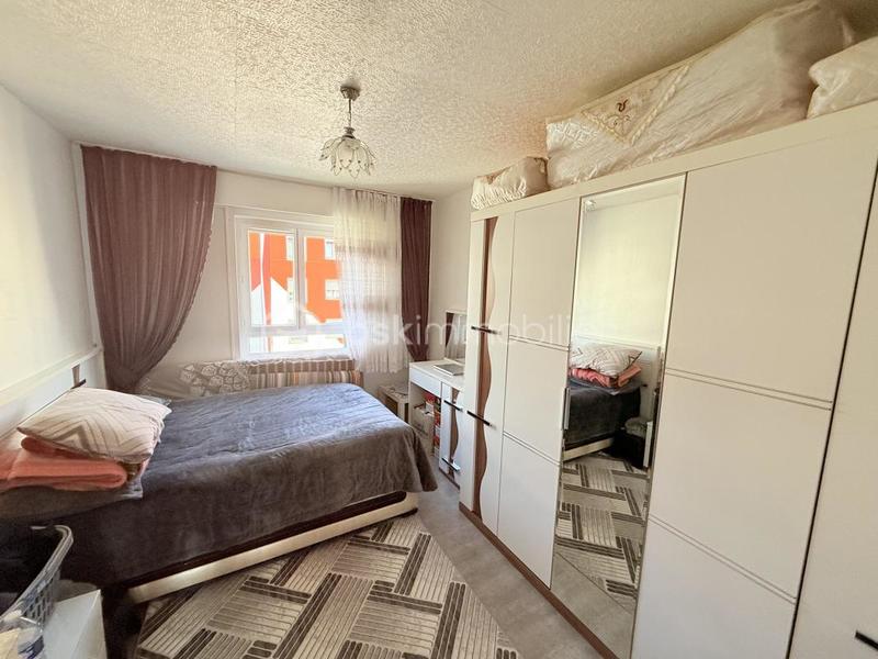 Appartement - 72 m² - 4 pièces