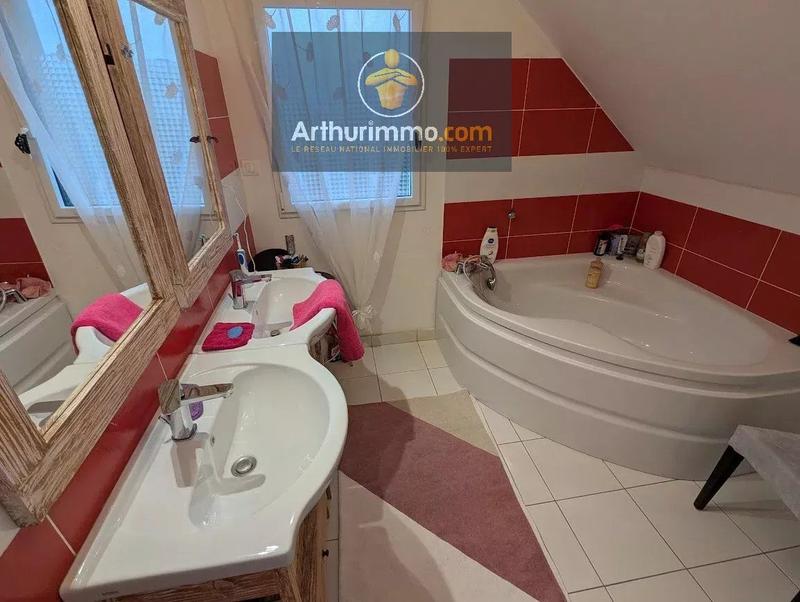 Maison - 144 m² - 5 pièces