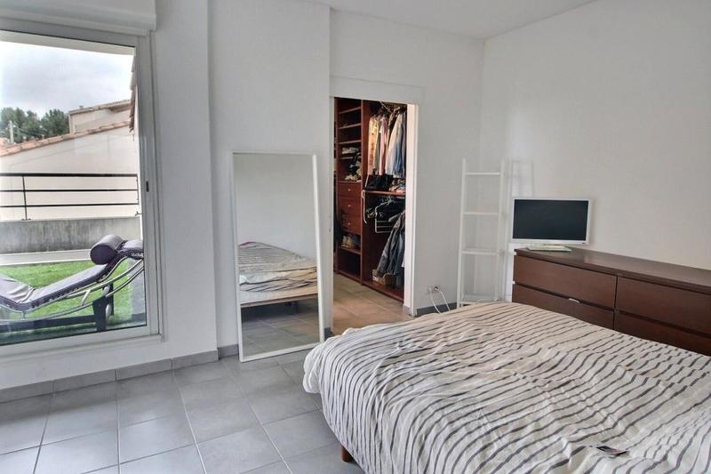 Appartement - 99 m² - 4 pièces