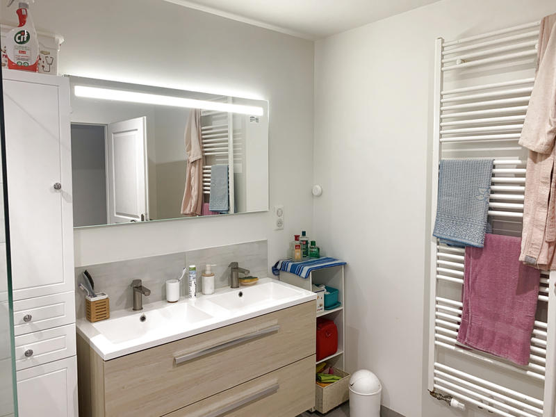 Maison - 256 m² - 7 pièces