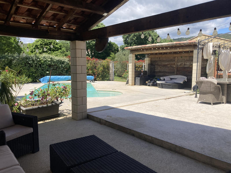 Maison - 93 m² - 5 pièces