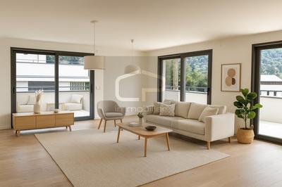 Appartement - 110 m² - 5 pièces