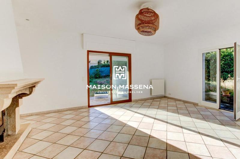 Appartement - 122 m² - 4 pièces