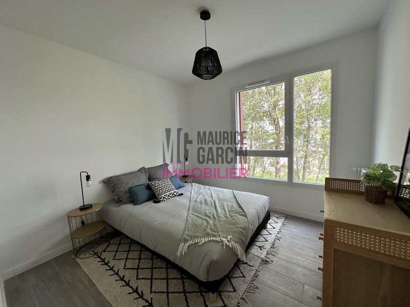 Appartement - 85 m² - 4 pièces