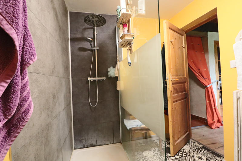 Propriété - 195 m² - 8 pièces