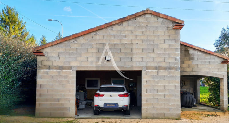 Maison - 184 m² - 7 pièces